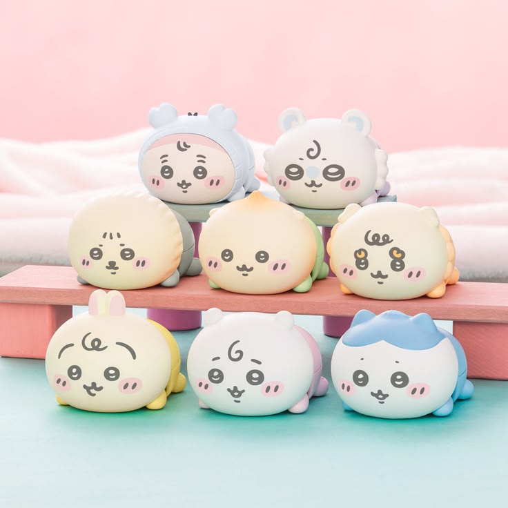 Chiikawa Baby Crawling Figure Collection