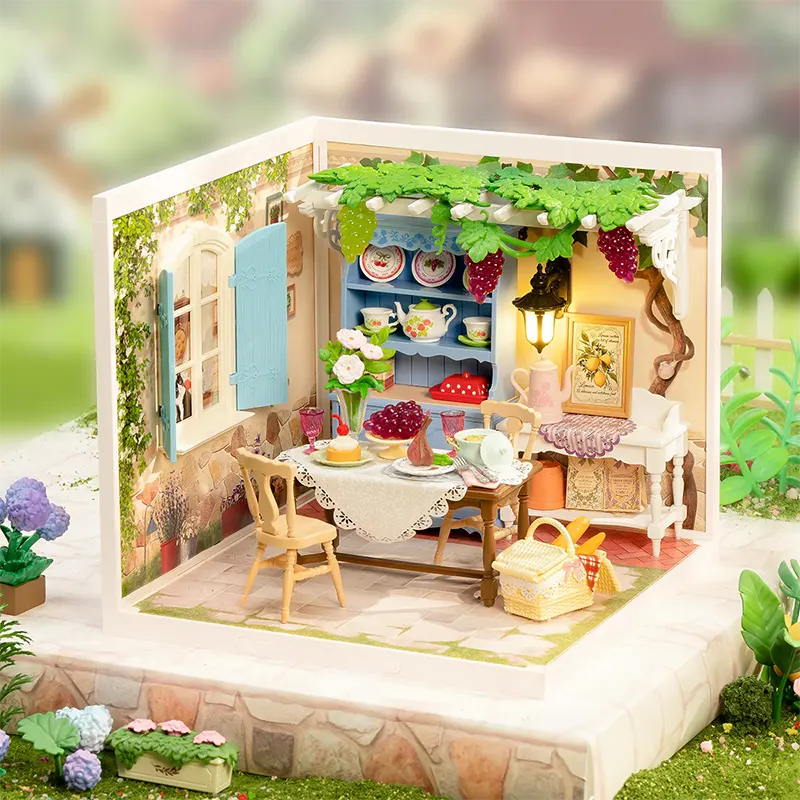 Midsummer Dream Yard