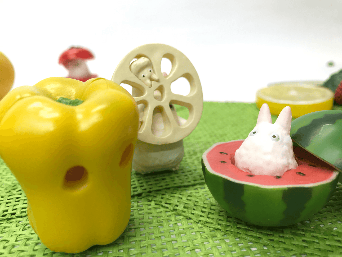 Small Totoro Hide and Seek Vegetables Collection (Seasonal) "My Neighbor Totoro"