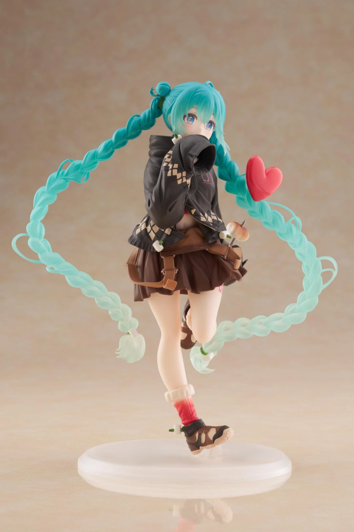 Hatsune Miku Figure - Fashion (Outdoor Ver.)